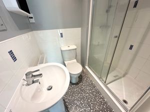 En Suite- click for photo gallery